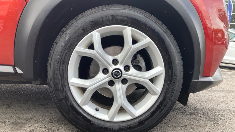 Nissan Juke 1.0 DiG-T 114 N-Connecta 5dr Petrol Hatchback